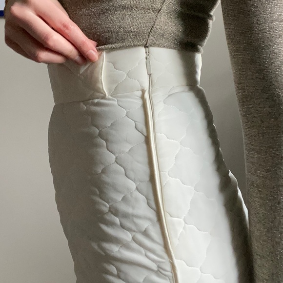 Authentic Fendi Miniskirt - Picture 4 of 6